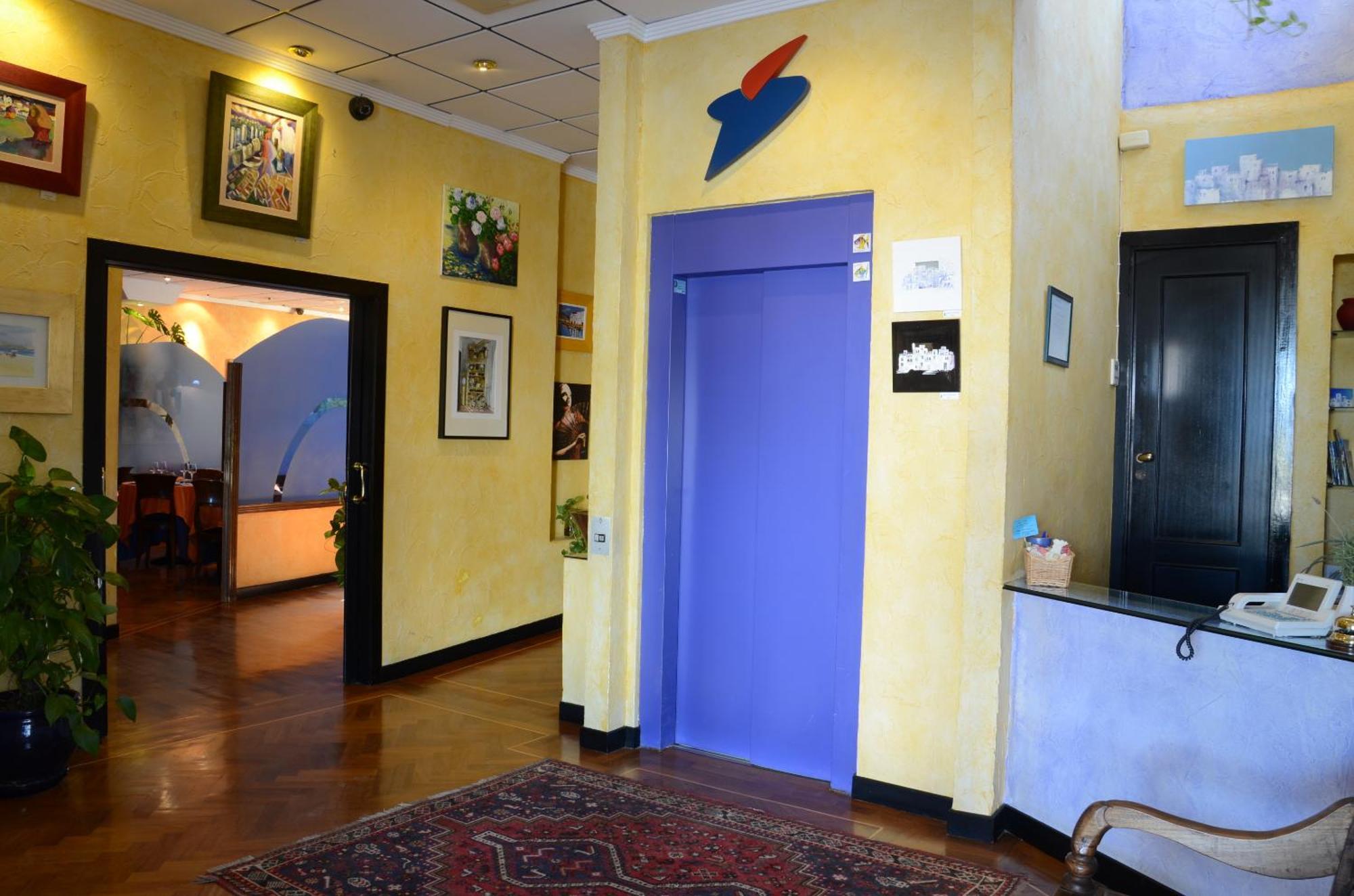 גרוצ'ה Hotel Tikar מראה חיצוני תמונה